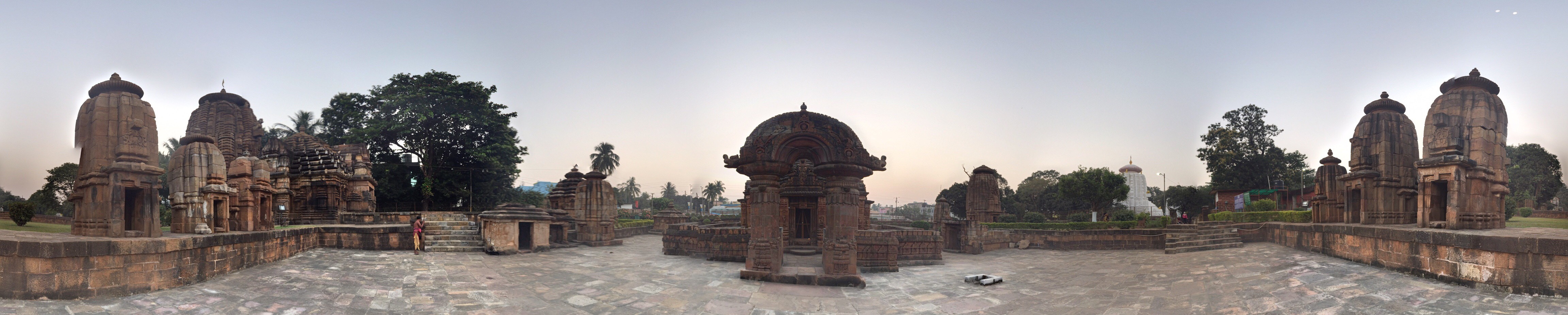 Wide image Mukteswar temple