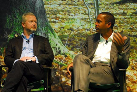 David Drummond (Google) és Lord Richard Allan (Facebook)