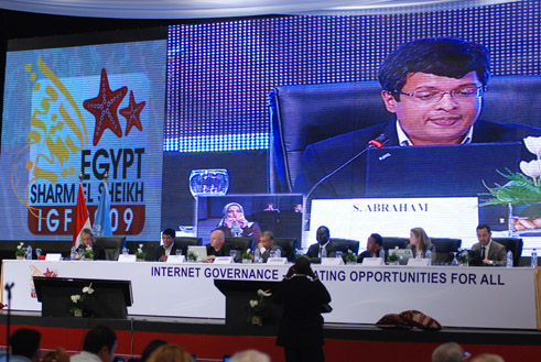 IGF 2009 - Main Session: Emerging Issues: Social Networks