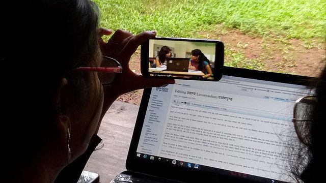 "Sau Dhuni Teen" project: Wikipedia workshop in TISS, Mumbai