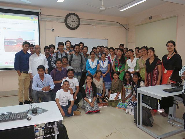 Introducing Odia Wikipedia to students of Utkal University, Bhubaneswar